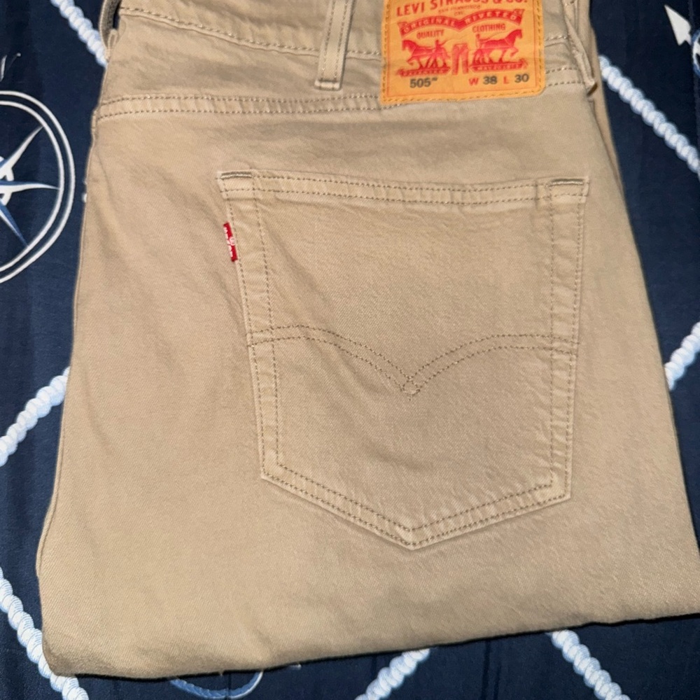 Levi's Men's Straight Jeans in Khaki